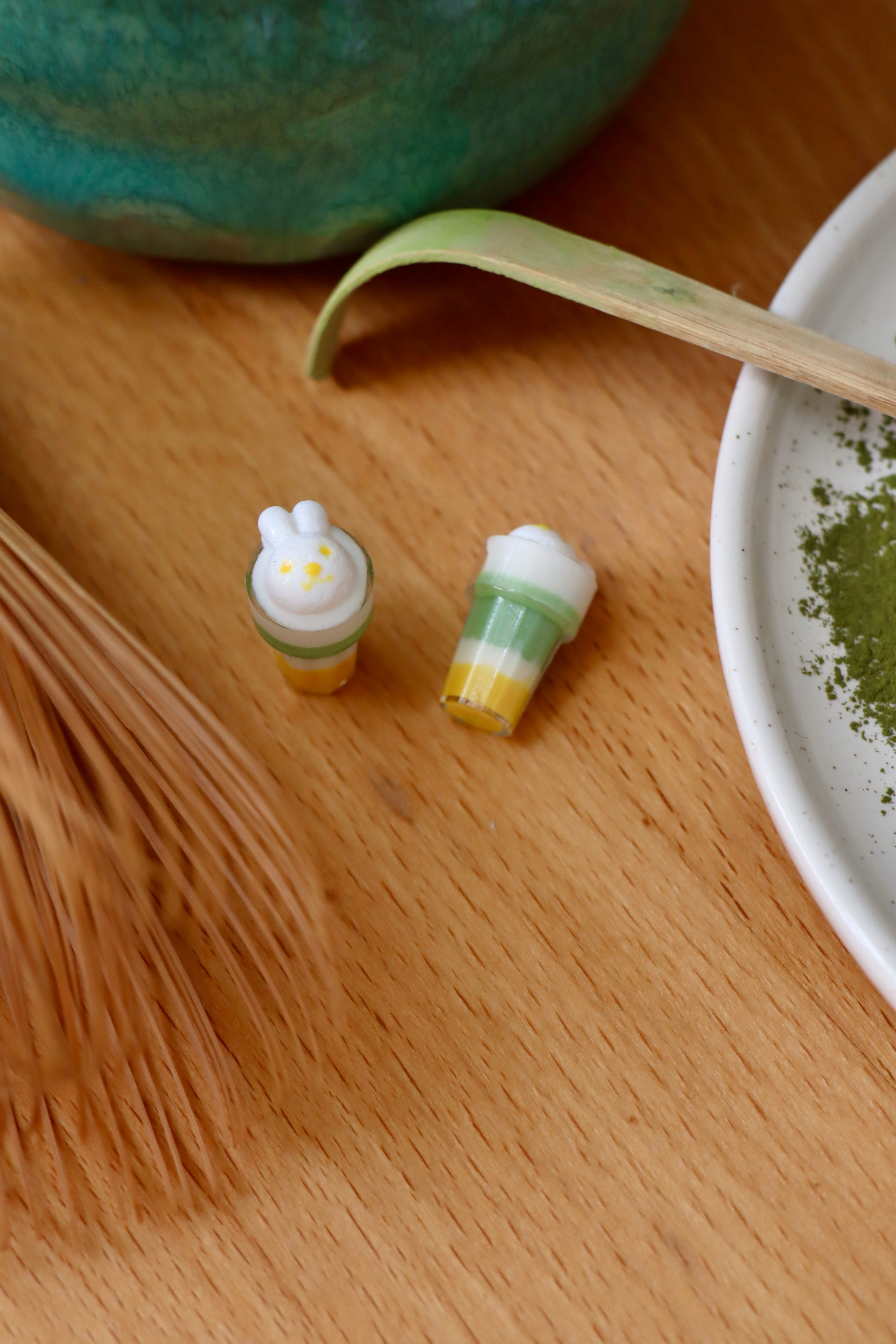 Schlüsselanhänger/Magnet Mango Matcha Hase