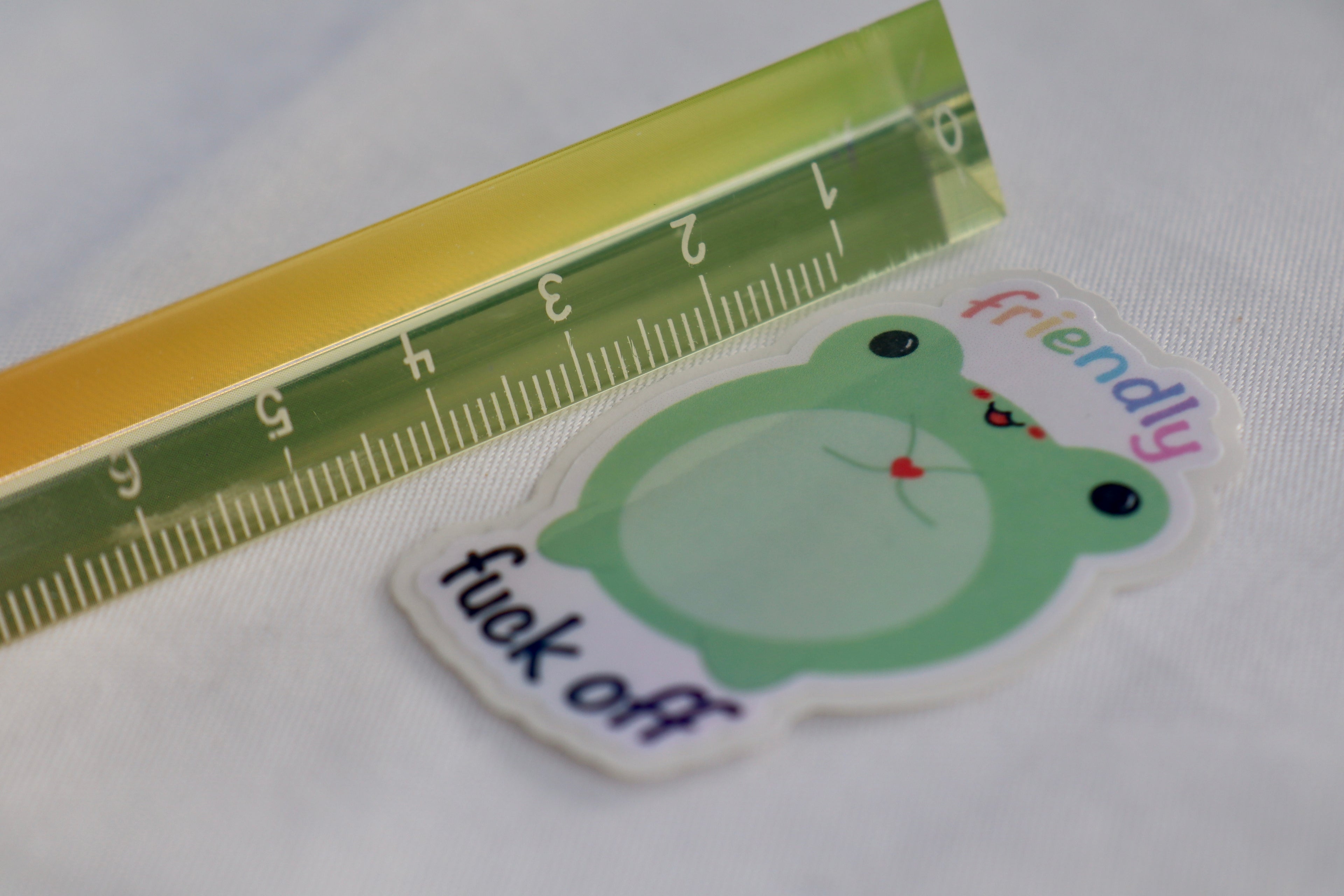 Sticker friendly fck off Frosch