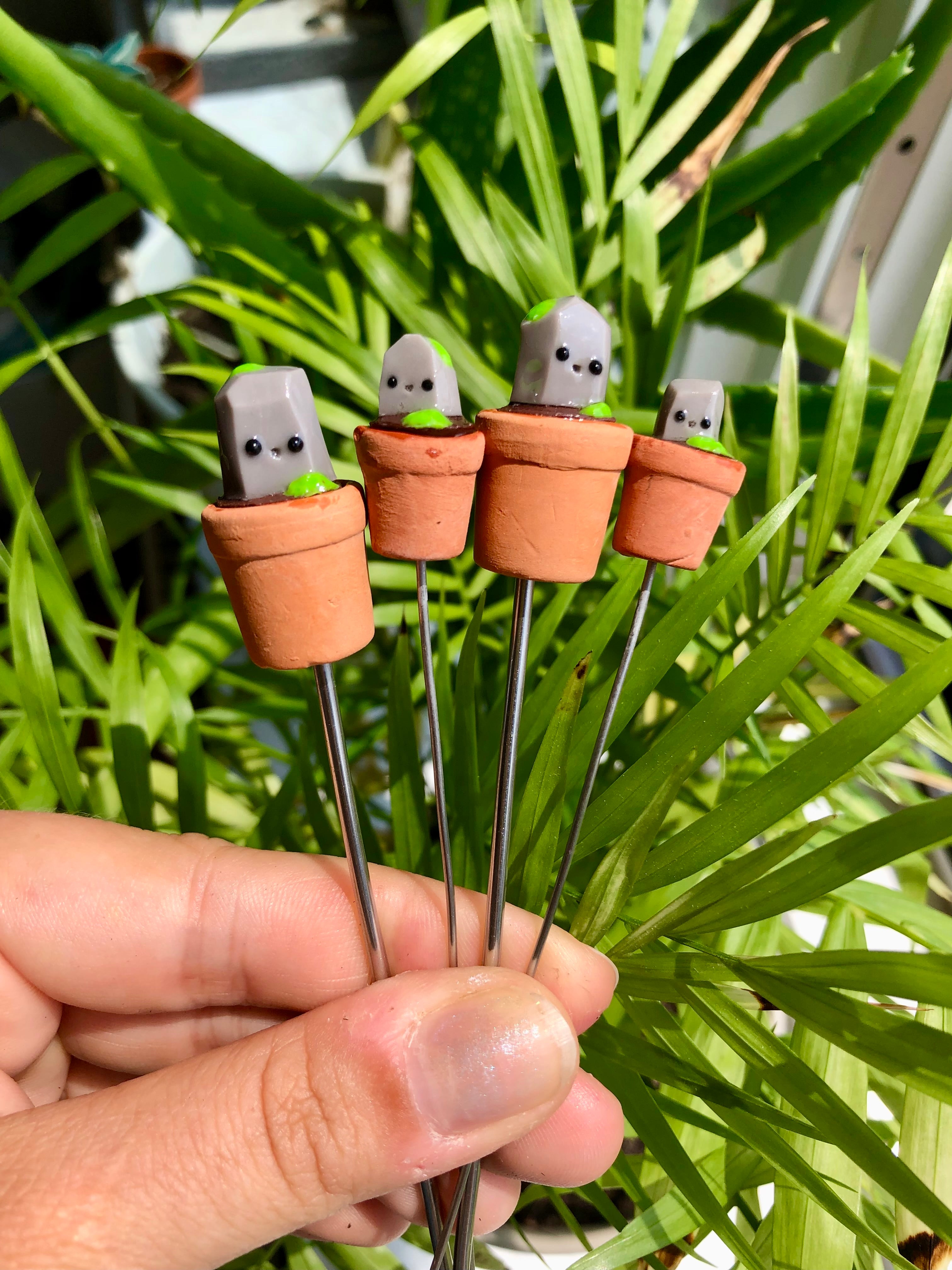 Pflanzenstecker Stein
